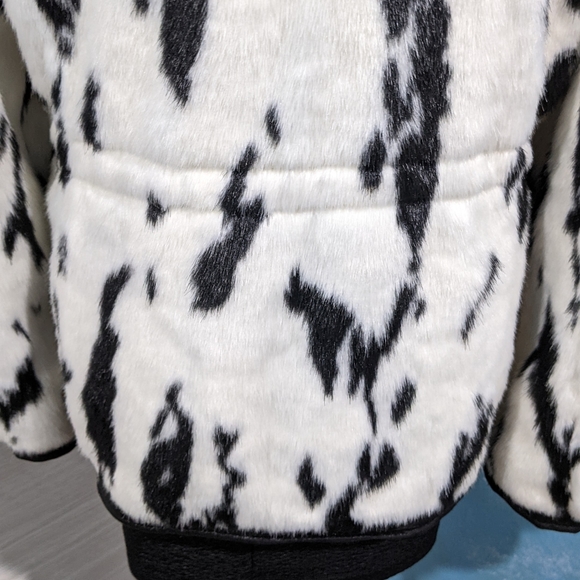 INC faux fur " Cruela"  jacket with pockets - Picture 8 of 10